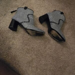 Alice and Oliver boots